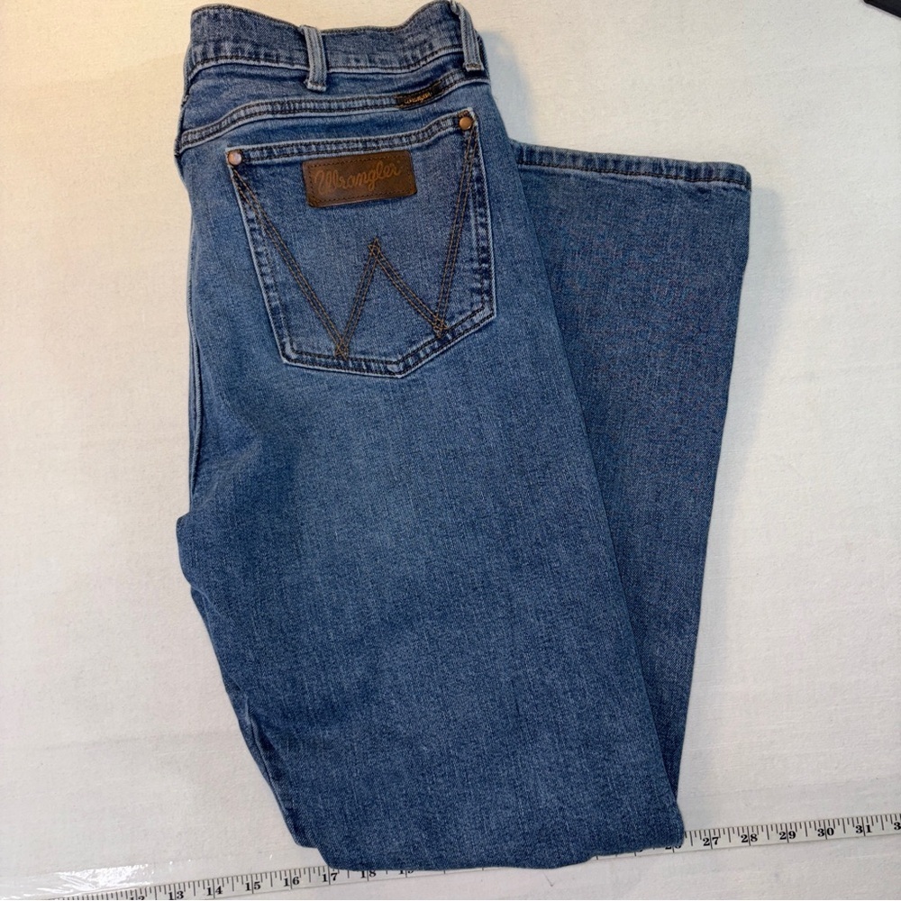 Wrangler Men’s Straight Leg Jeans Classic Denim 36x32 RN 130273 CA 55384 - Picture 6 of 8